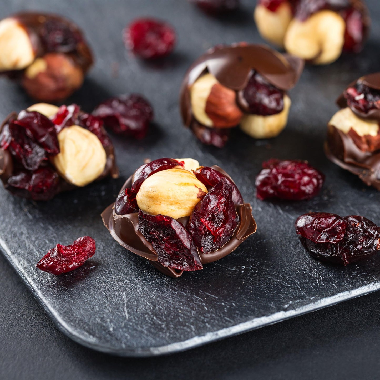 Yupik Milk Chocolate Covered Cranberries, 2.2 lb (35.2 oz), Kosher, Dried Fruits, Dried Cranberries Dipped in Fine Milk Chocolate, Smooth & Chewy