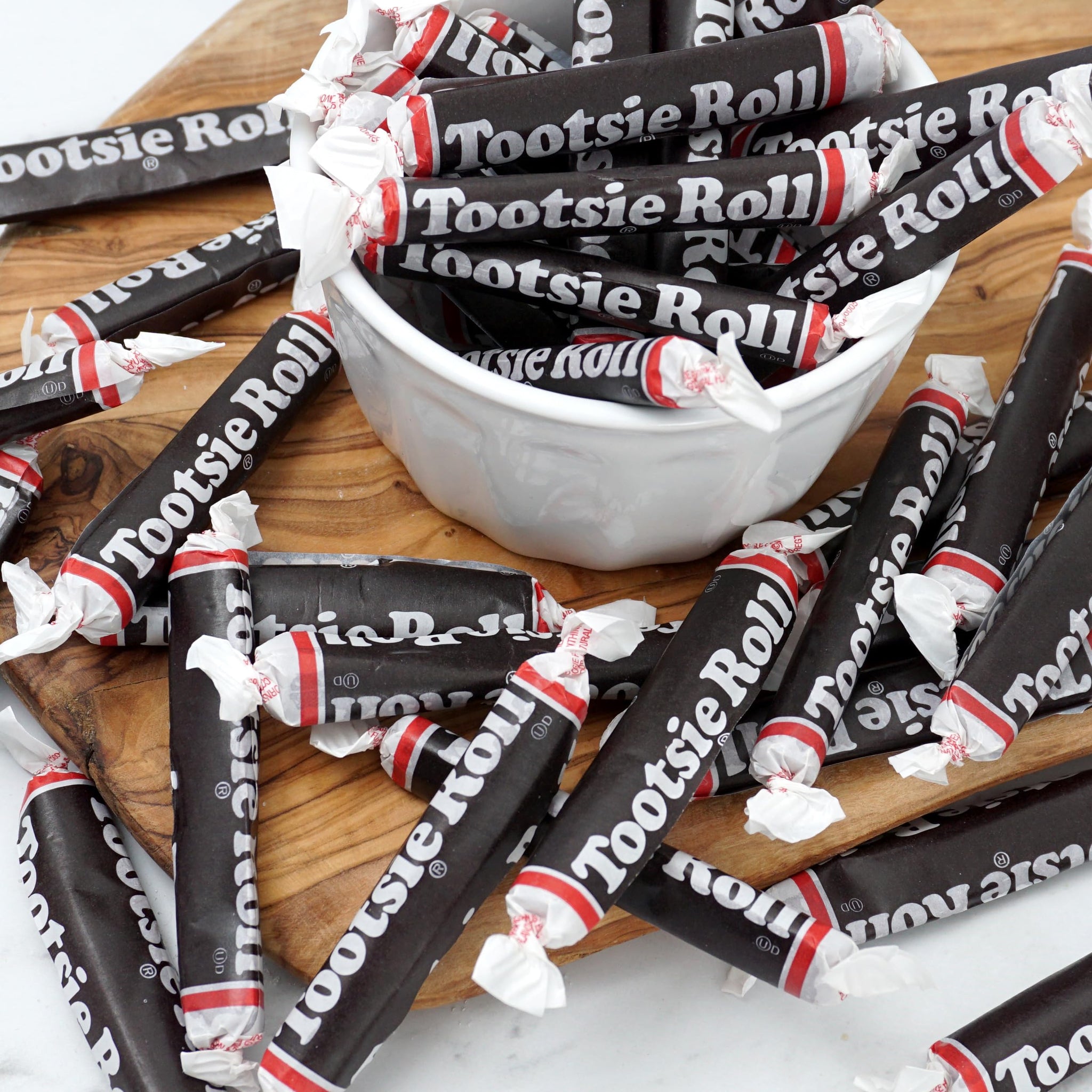 Large Tootsie Rolls, 2lb Bulk Bag (Approx. 85 Pieces), Individually Wrapped Bulk Candy, Chocolate Candy, The Hampton Popcorn & Candy Company