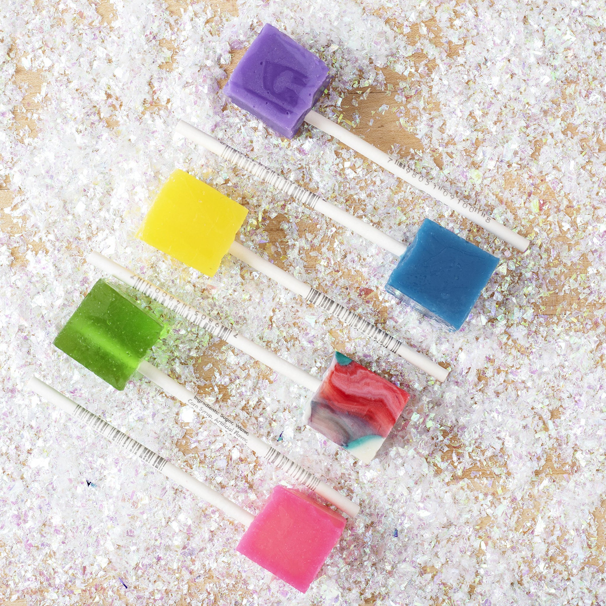 Hard Candy Cube Lollipop Suckers: Individually Wrapped Flavored Sucker Pack by Espeez - Old Fashioned Square Party Pops in Bulk - Cinnamon, 100 Count