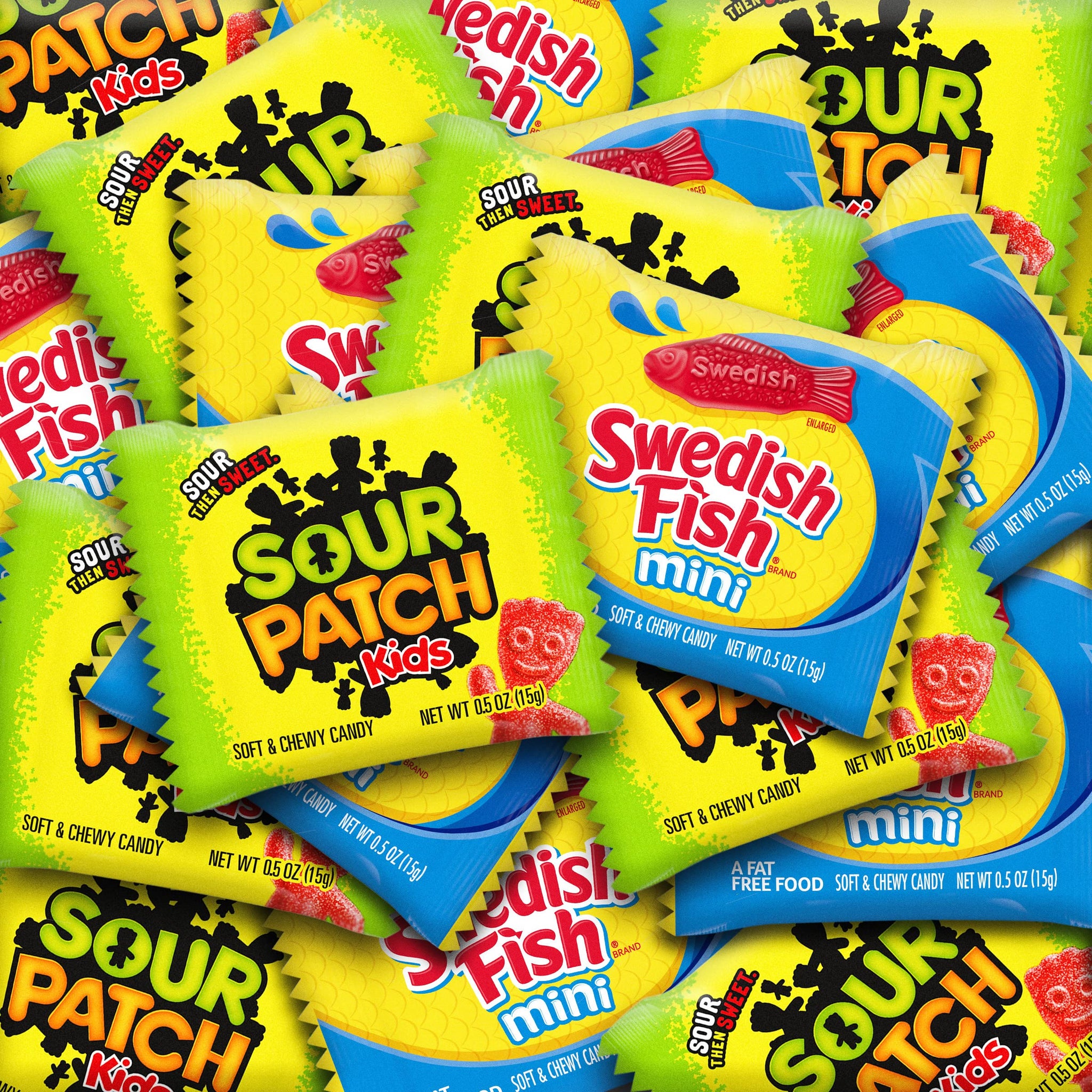 SOUR PATCH KIDS & SWEDISH FISH Mini Halloween Candy Variety Pack, 25 Trick or Treat Bags