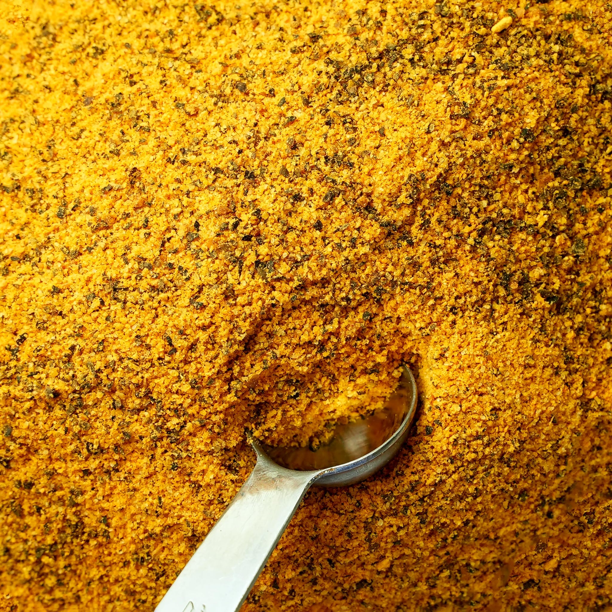 Spiceology - Buffalo Lemon Pepper Seasoning - Spicy & Tangy Spice Blend with Cracked Black Pepper, Lemon Peel, Garlic & Cayenne - Ideal for Chicken