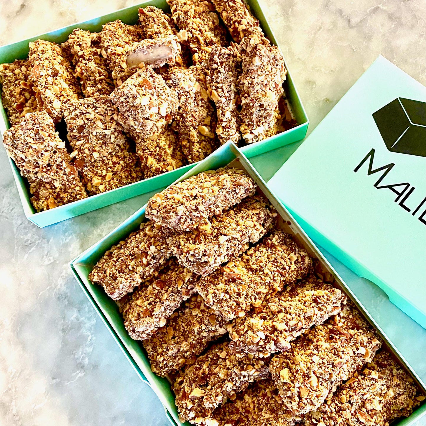 MalibuGift Gourmet English Toffee Candy Sticks in 1 lb Fancy Candy Box, Doused in Gourmet Chocolate and Rolled in Roasted Almonds